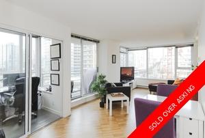 Yaletown Apartment for sale: Coopers Lookout 1 bedroom 723 sq.ft. (Listed 2016-02-29)